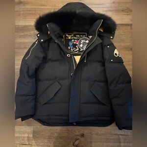Brand New 3q Moose Knuckle Jacket Authentic